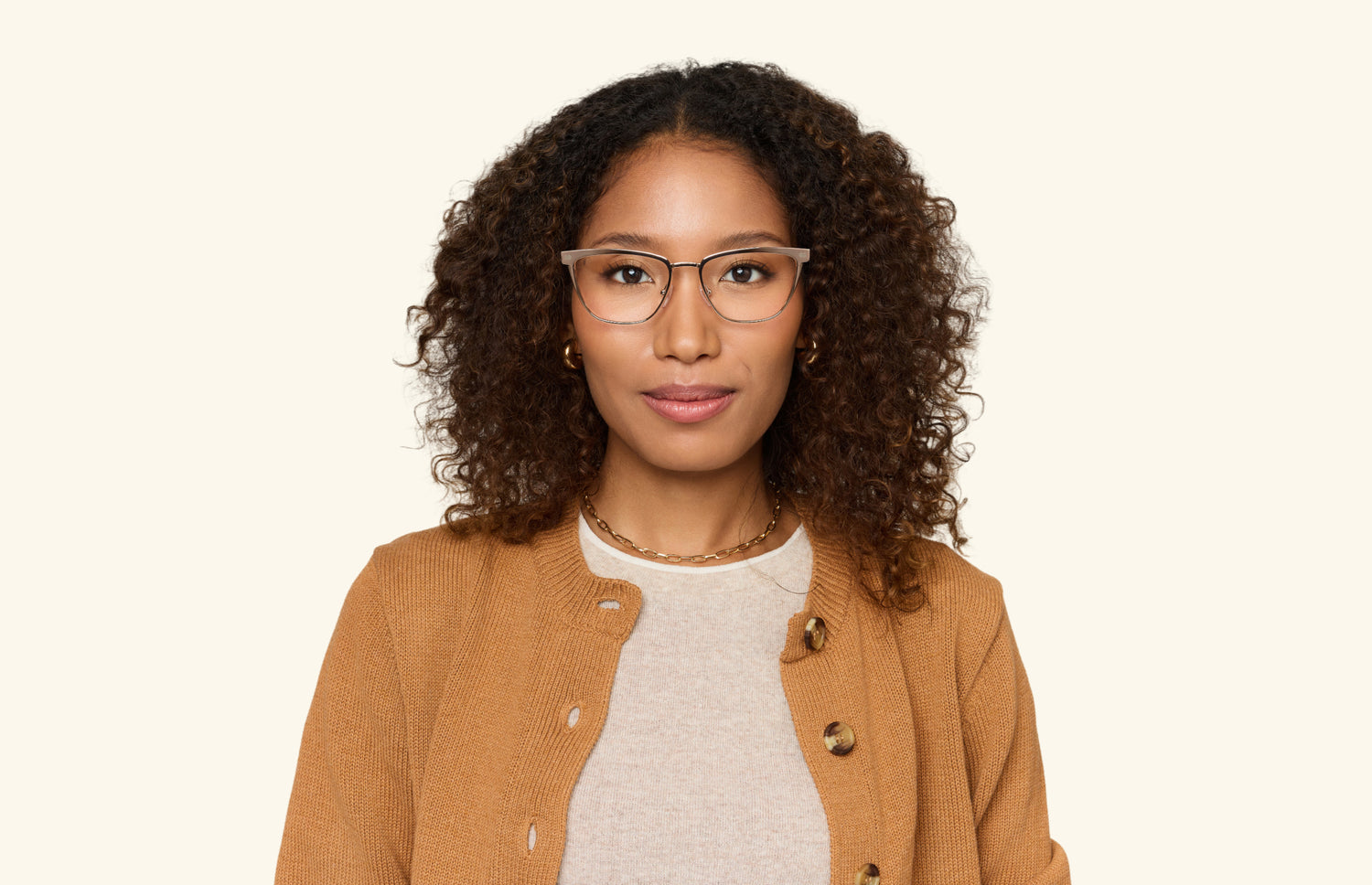 The Izzy - Lensless - LifeStyle 1 - Pair Eyewear