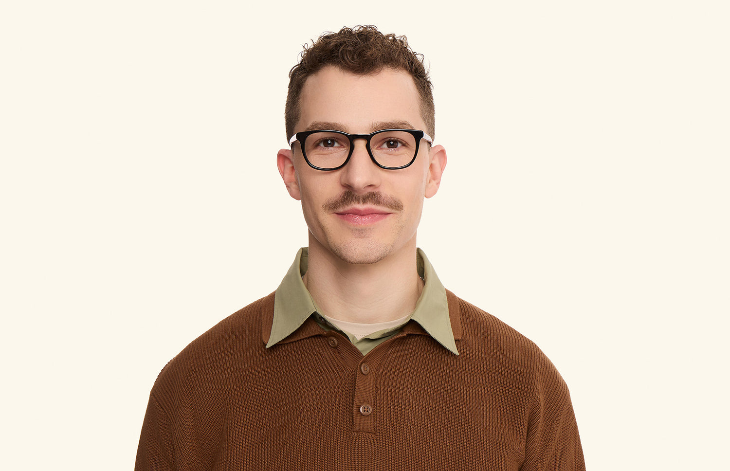 The Twain - LifeStyle 1 - Pair Eyewear