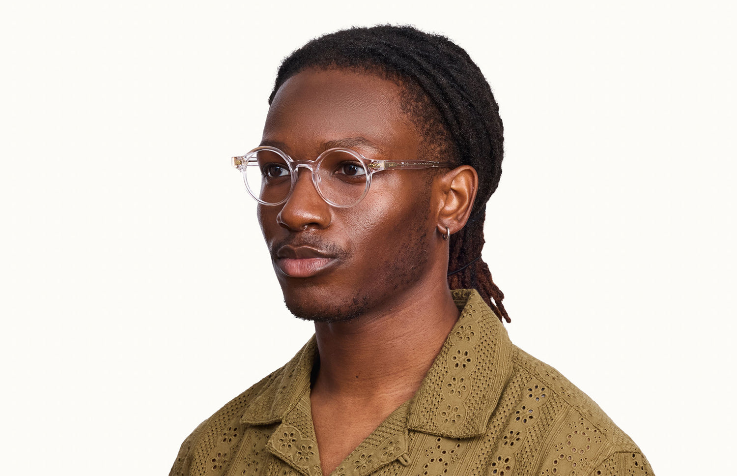 The Leigh - LifeStyle 2 - Pair Eyewear