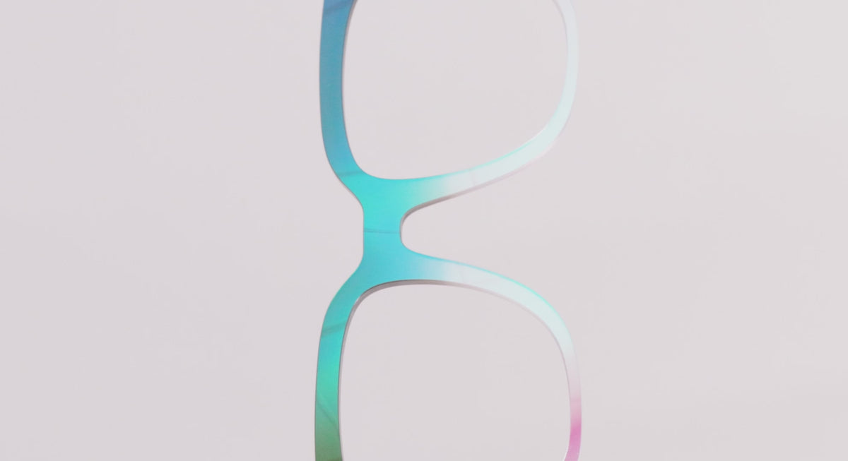 The Iridescent Holiday Ombre - LifeStyle Thumbnail Video1 - Pair Eyewear
