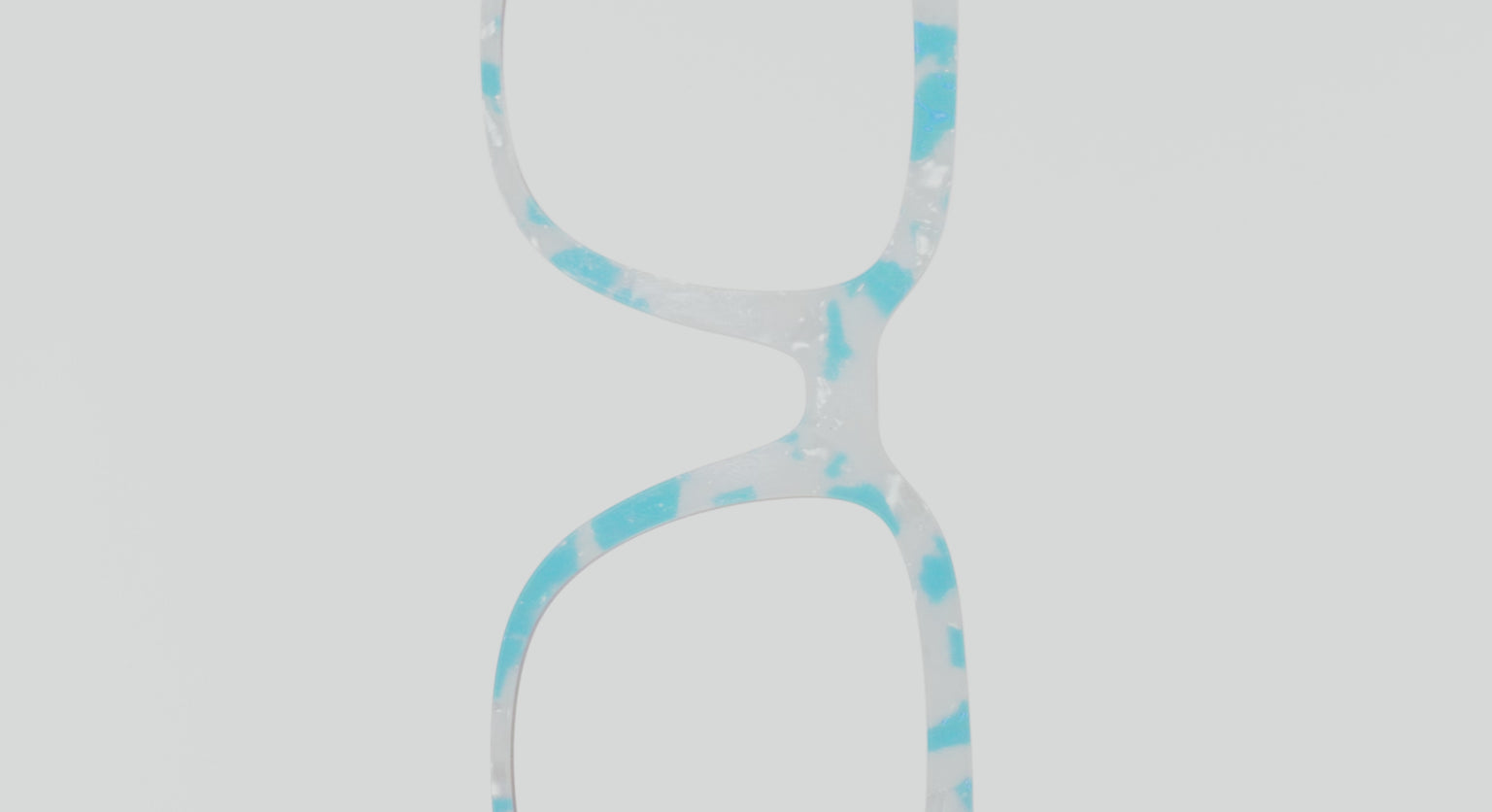 The Blue Sky Pearl Tortoise - LifeStyle Thumbnail Video1 - Pair Eyewear