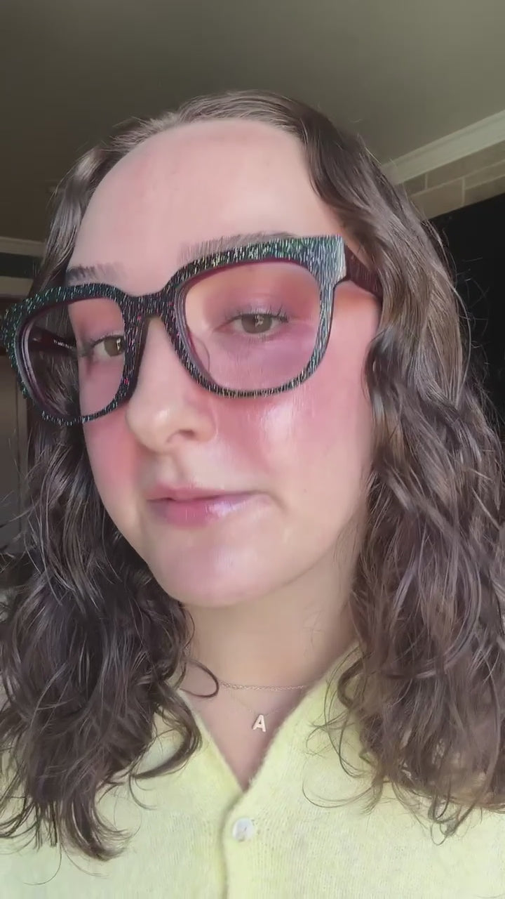 The Black Holographic Mini Dot - LifeStyle Thumbnail Video2 - Pair Eyewear