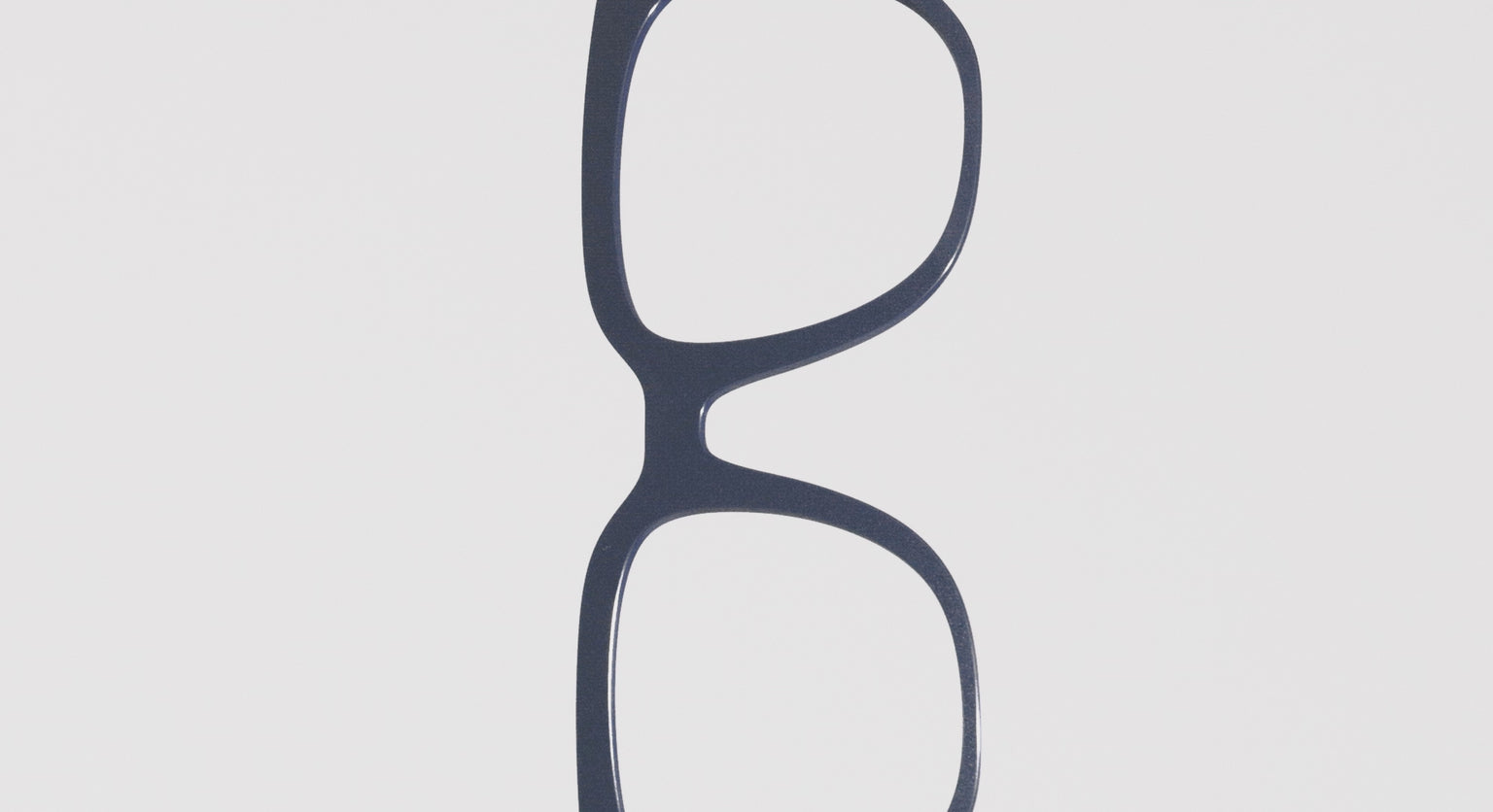 The Matte Navy - LifeStyle Thumbnail Video1 - Pair Eyewear