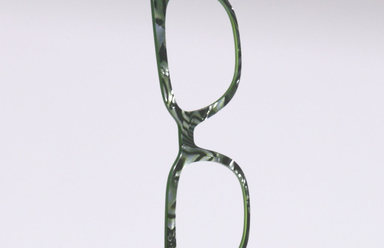 The Hazel Pearl Marble - LifeStyle Thumbnail Video1 - Pair Eyewear