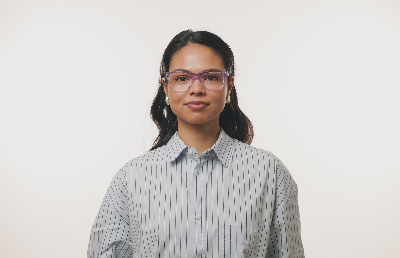 The Jessie - Lavender Clear - LifeStyle Thumbnail2 - Pair Eyewear