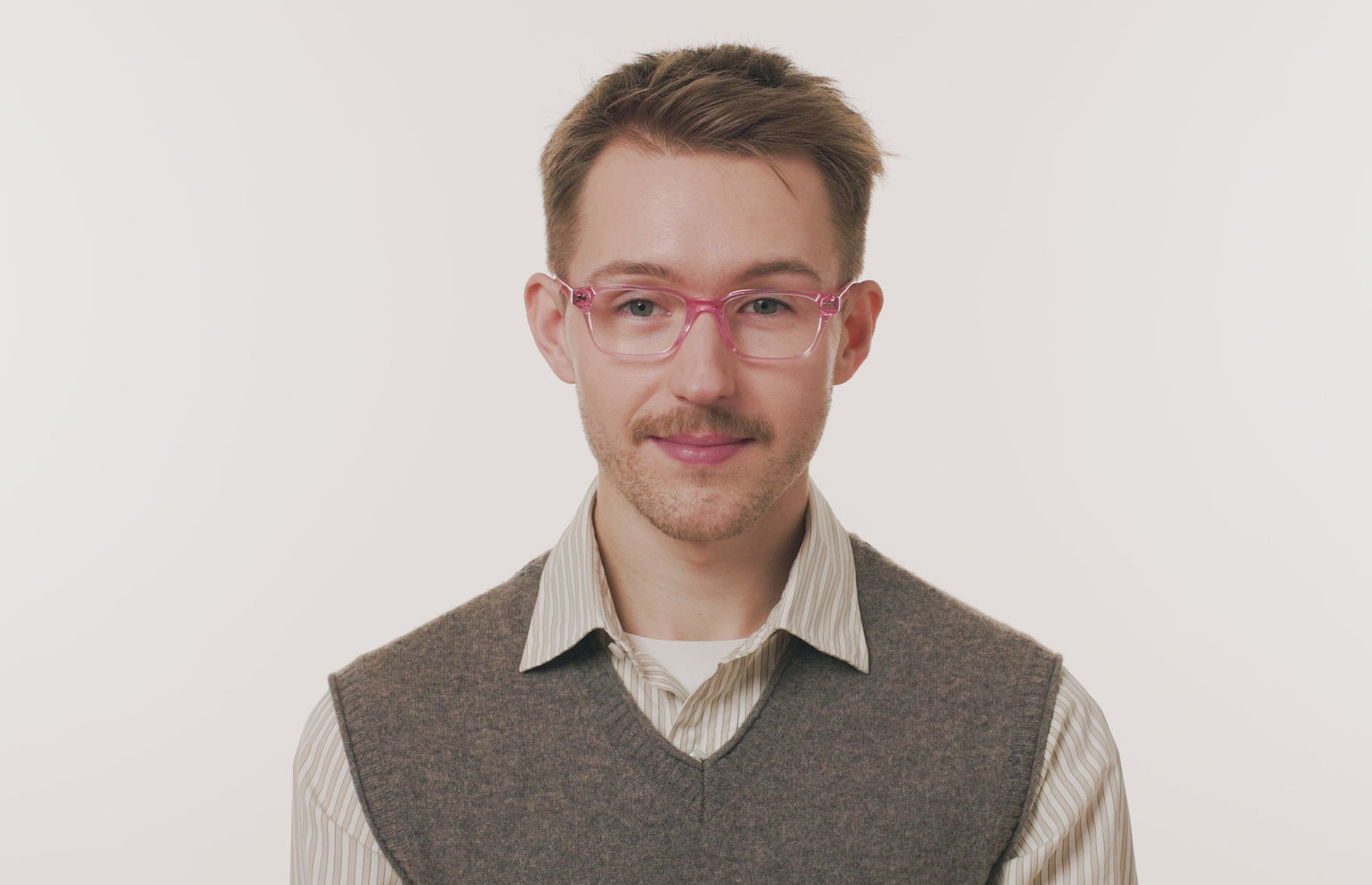 The Finley - Pink Glitter Clear - LifeStyle Thumbnail3 - Pair Eyewear