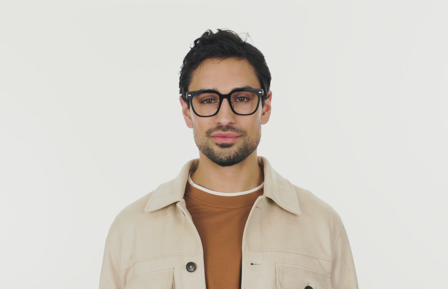The Murphy - Black Acetate Gold Metal - LifeStyle Thumbnail3 - Pair Eyewear