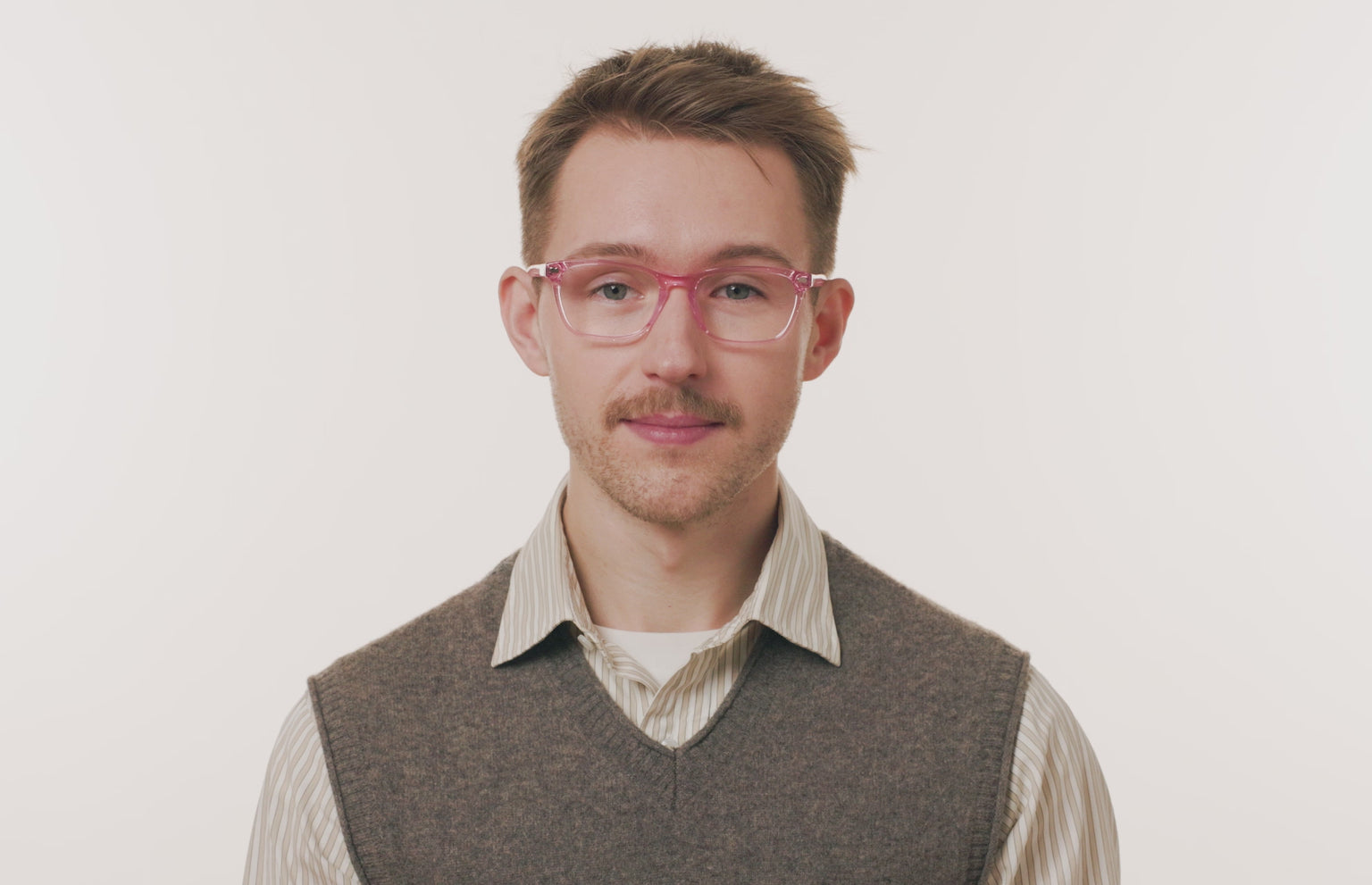 The Casper - Pink Glitter Clear - LifeStyle Thumbnail3 - Pair Eyewear